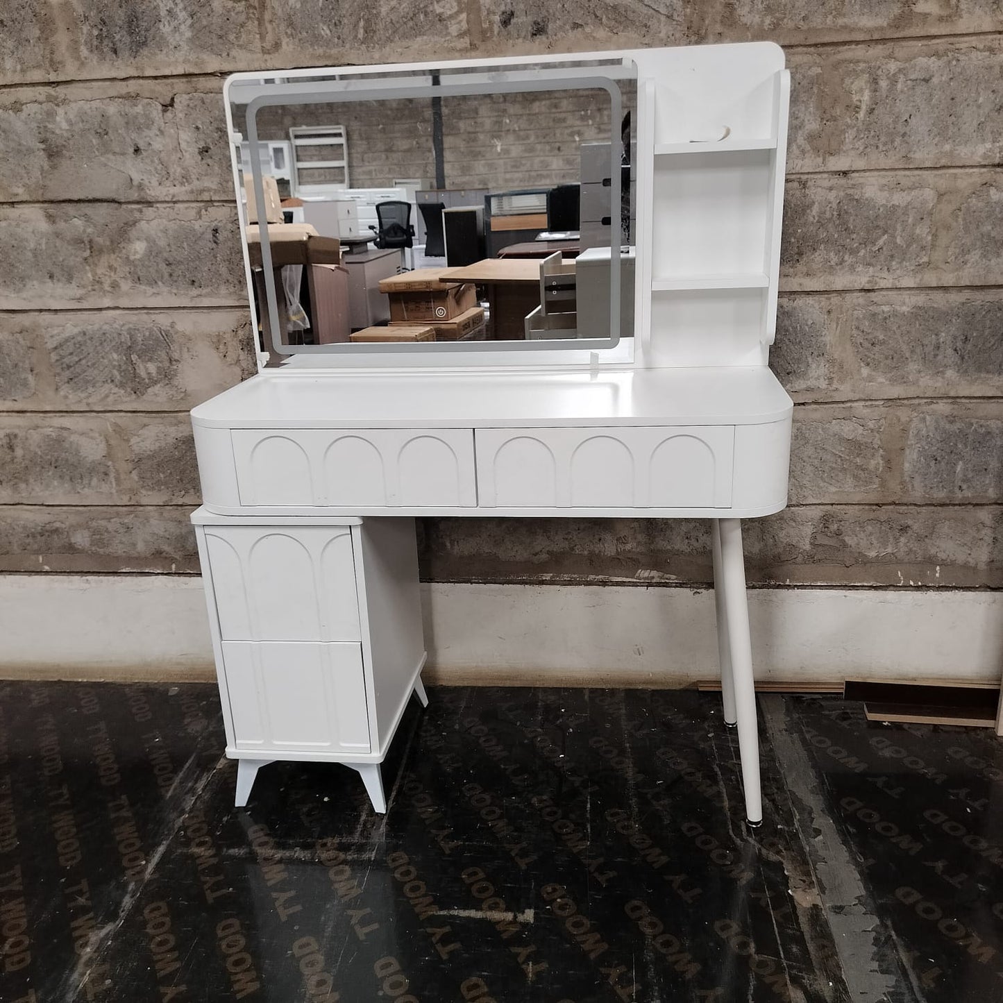 Luxury Vanity Dressing Table with LED Lighting - Enkaji Households